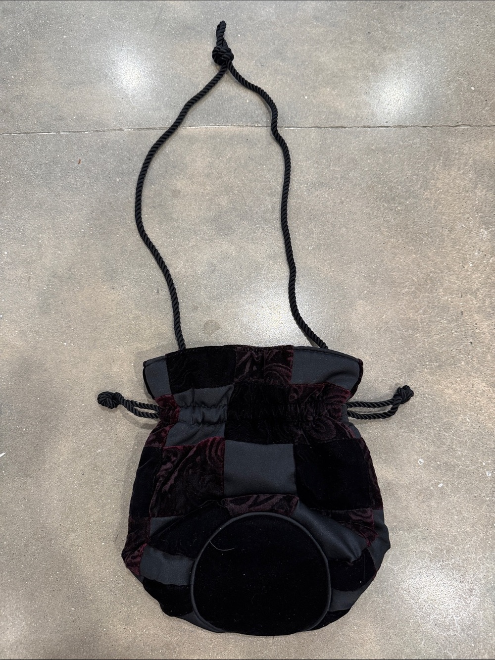 Patchwork Velvet Drawstring Mini Bag - Black - Picture 2 of 7